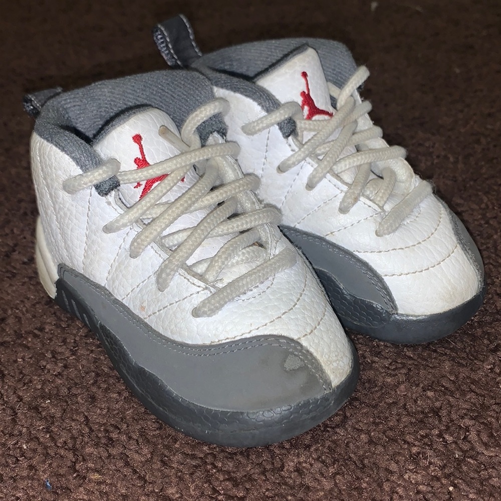Air Jordan 12